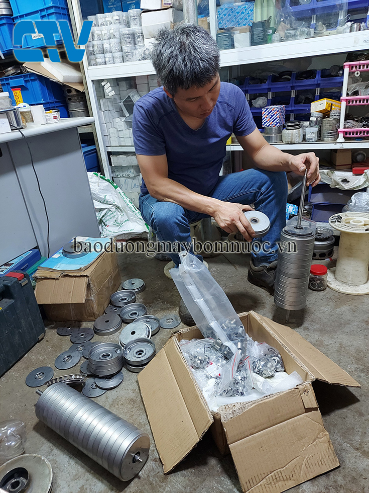 Sửa Chữa và Thay Thế Bộ Ruột Buồng Cánh Máy Bơm Trục Đứng