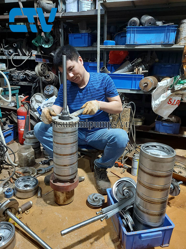 Sửa máy bơm công nghiệp - Máy bơm trục đứng